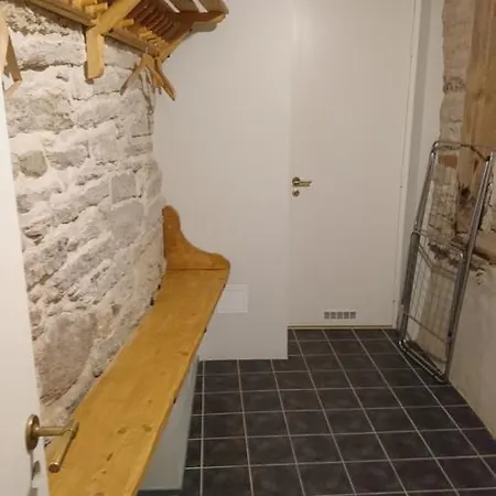 Ξενοδοχείο με διαμερίσματα Rammstein Art Studio 3*